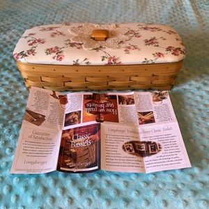 Authentic Longaberger Bread Basket